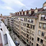 Atico Quintana I - Con Terraza, Vistas A La Ciudad, En El Centro, Con Wifi Y Garaje