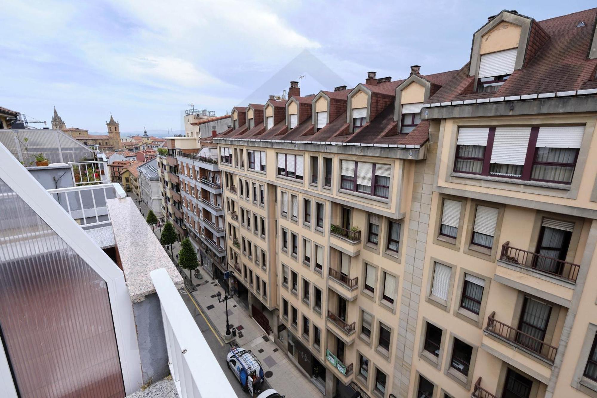 Apartment Atico Quintana I - Con Terraza, Vistas A La Ciudad, En El Centro, Con Wifi Y Garaje